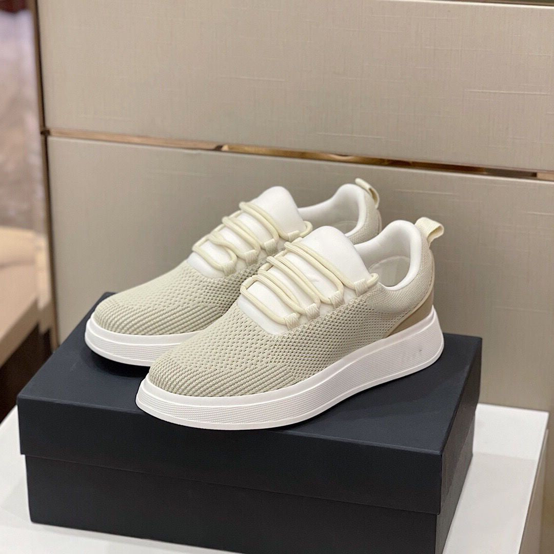 Men's Lightweight Mesh Sports Shoes - Thick-Soled Lace-Up