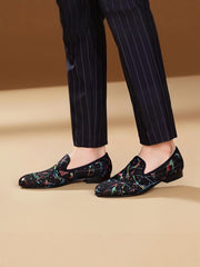 Hand-painted graffiti oil painting men's velvet shoes old Beijing retro shoes European and American style fashion painted loafers smoking shoes