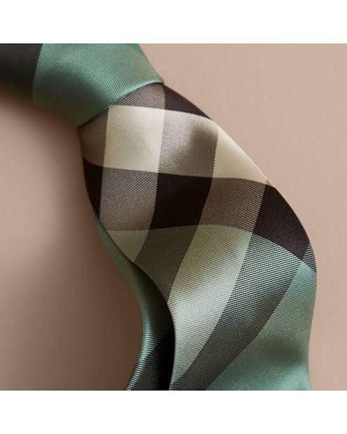 TNV Strive Shoes 309